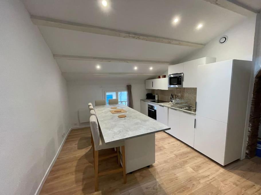 Duplex Sous Les Toits Lägenhet Riez Exteriör bild