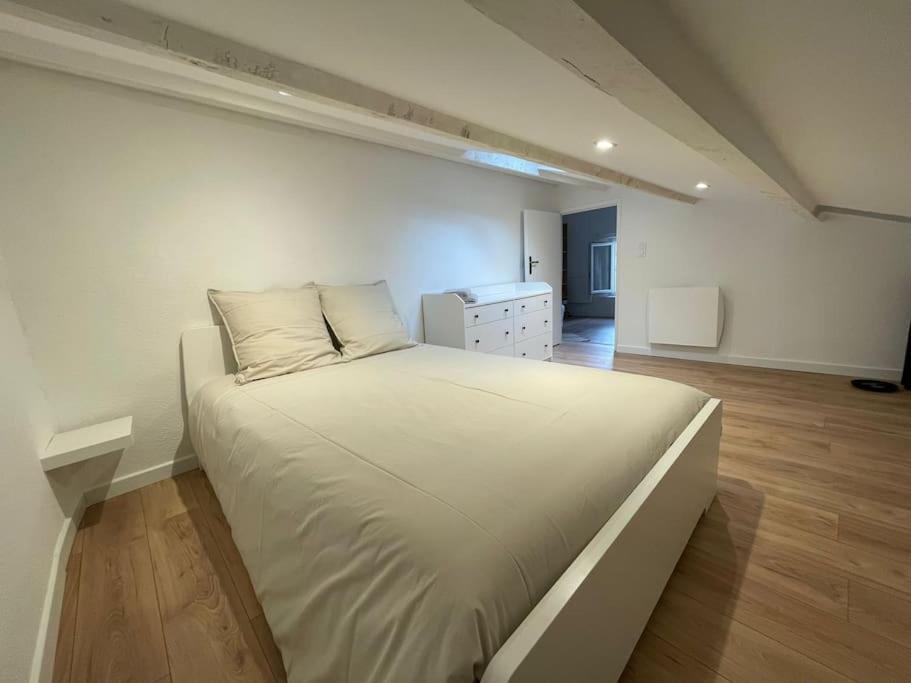 Duplex Sous Les Toits Lägenhet Riez Exteriör bild